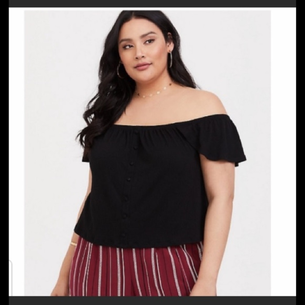 Torrid 3X Off The Shoulder Black Tank with Buttons